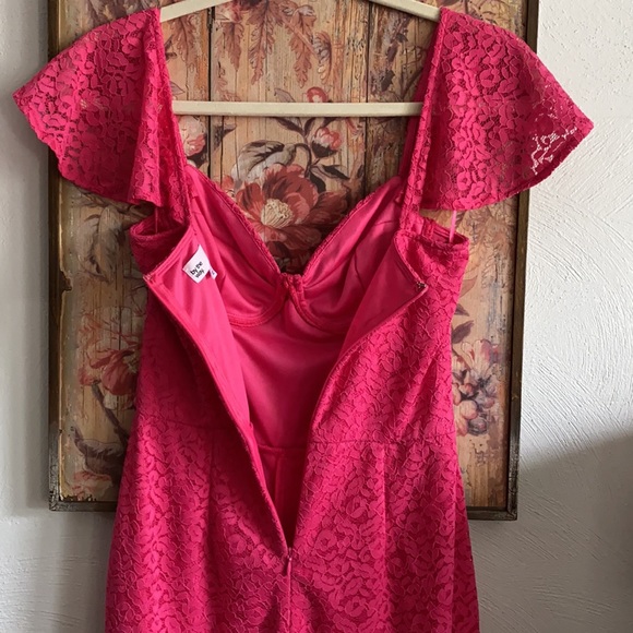 NWOT REVOLVE BY THE WAY. HOT PINK LACE ROMPER S - Picture 12 of 16